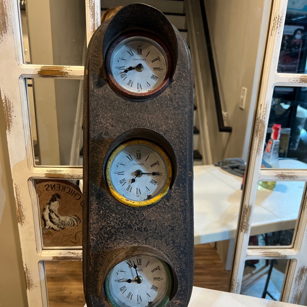 Vintage Style Clock